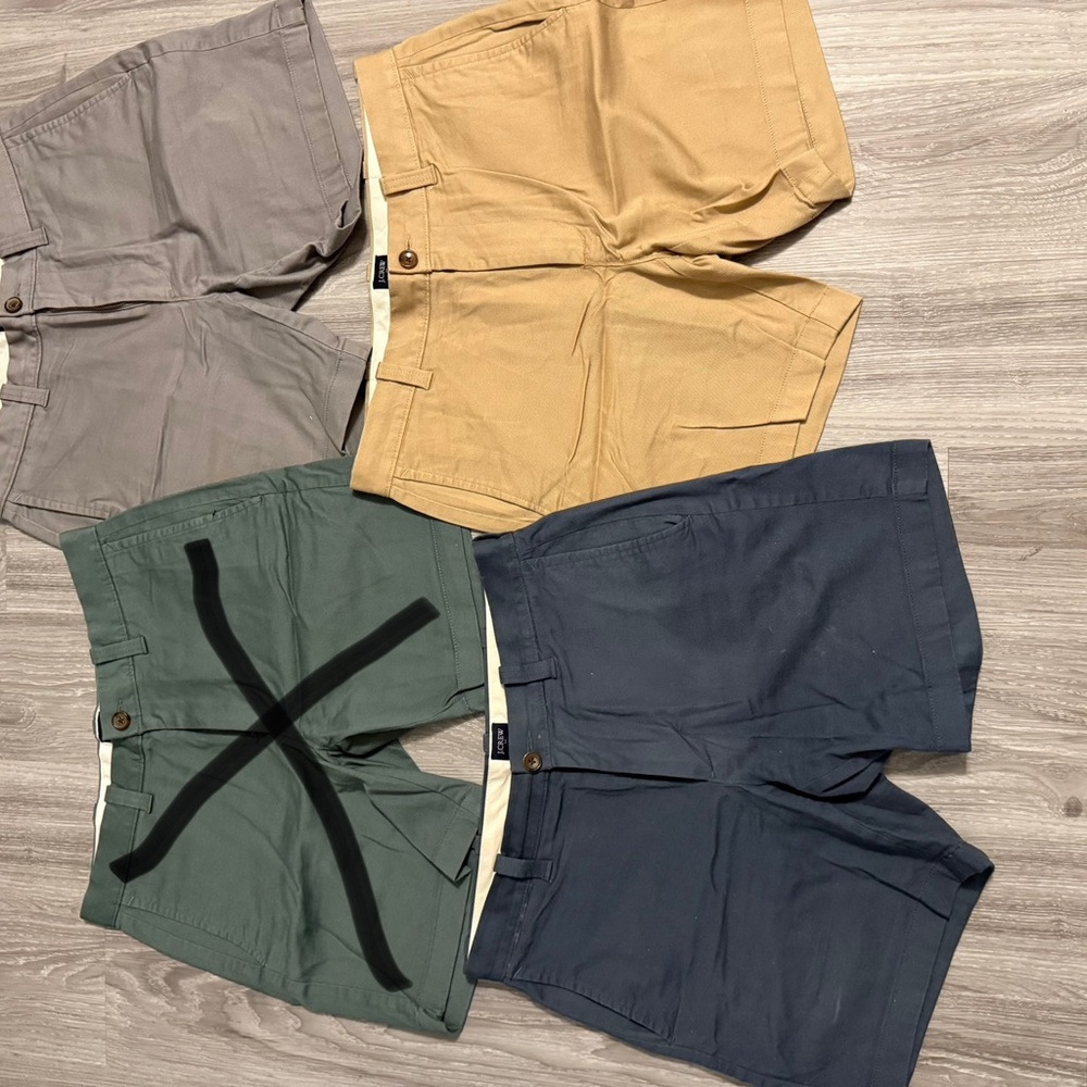 Set of (3) Men's Casual Shorts in Various Colors